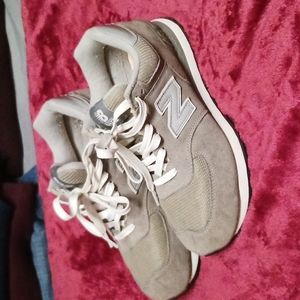 Grey&White 574 New Balances. Size8 1/2